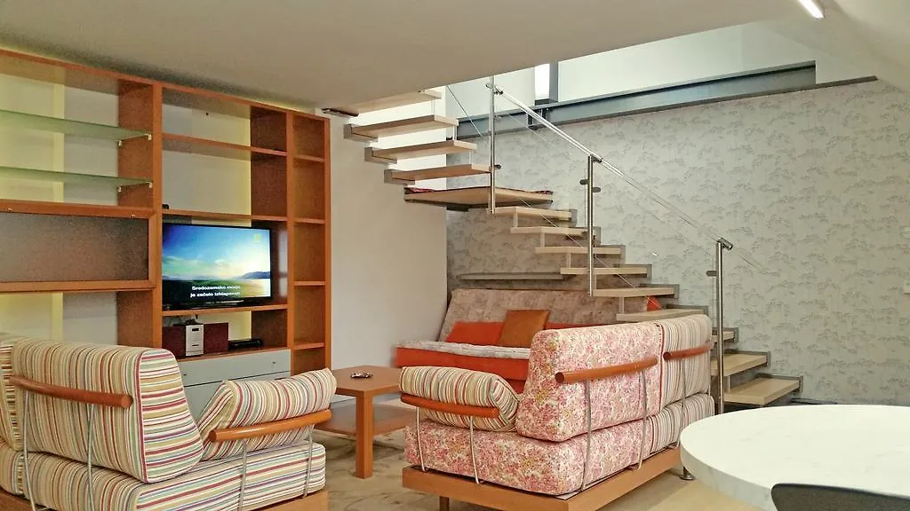 Jazzy Apartment Tour As Ljubljana